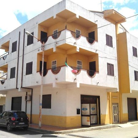 וילאפיאנה Hotel Celestina מראה חיצוני תמונה