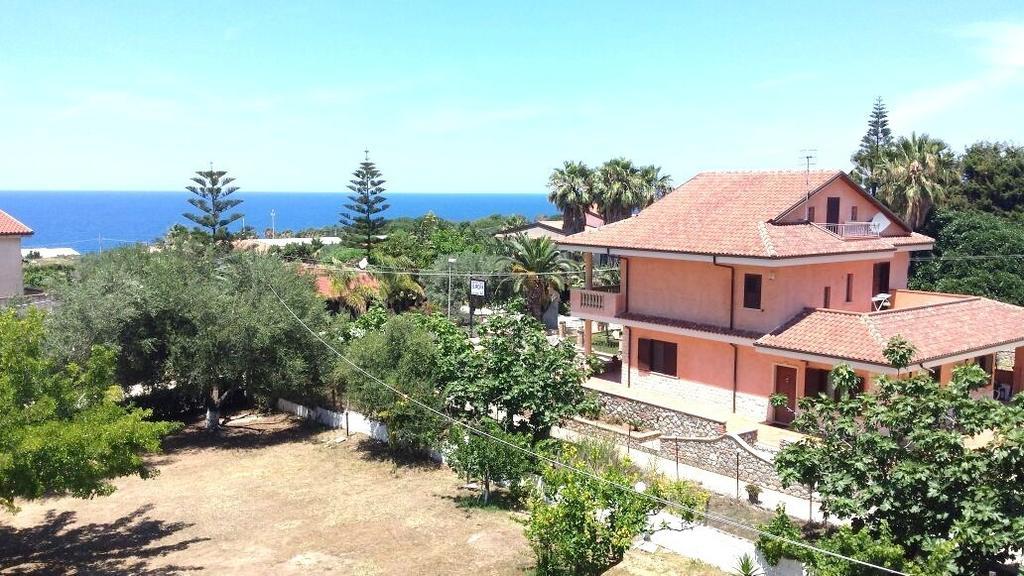 וילאפיאנה Hotel Celestina מראה חיצוני תמונה