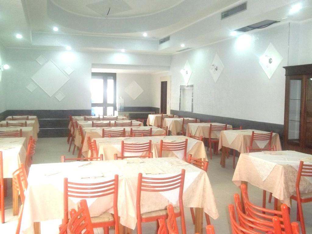 וילאפיאנה Hotel Celestina מראה חיצוני תמונה